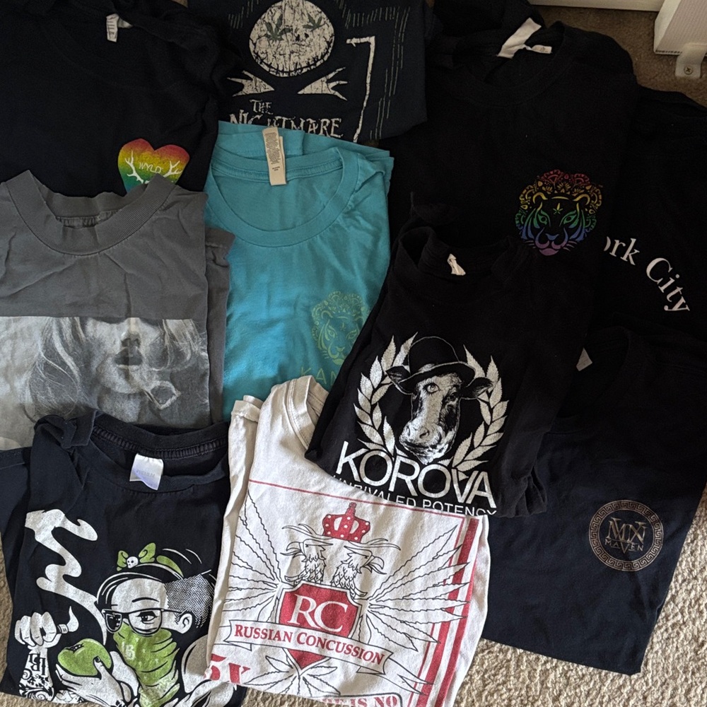 Lot of 10 canna brand Graphic T-Shirt